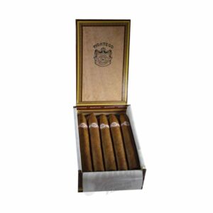 πούρο Νικαράγουας, Montego piramides, box