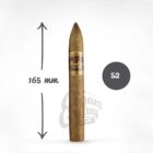 Το Flor de Oliva Torpedo είναι ένα υπέροχο χειροποίητο πούρο που μόλις το ανάψετε, εμφανίζονται γήινες και "ξύλινες" νότες όπως επίσης και νότες πιπεριού.