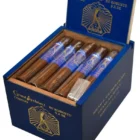 Grand Architect Corojo Robusto πούρο Νικαράγουας μήκος 152 χιλιοστών και διαμέτρου 52 χιλιοστών μέσα στο ξύλινο μπλε κουτί τους