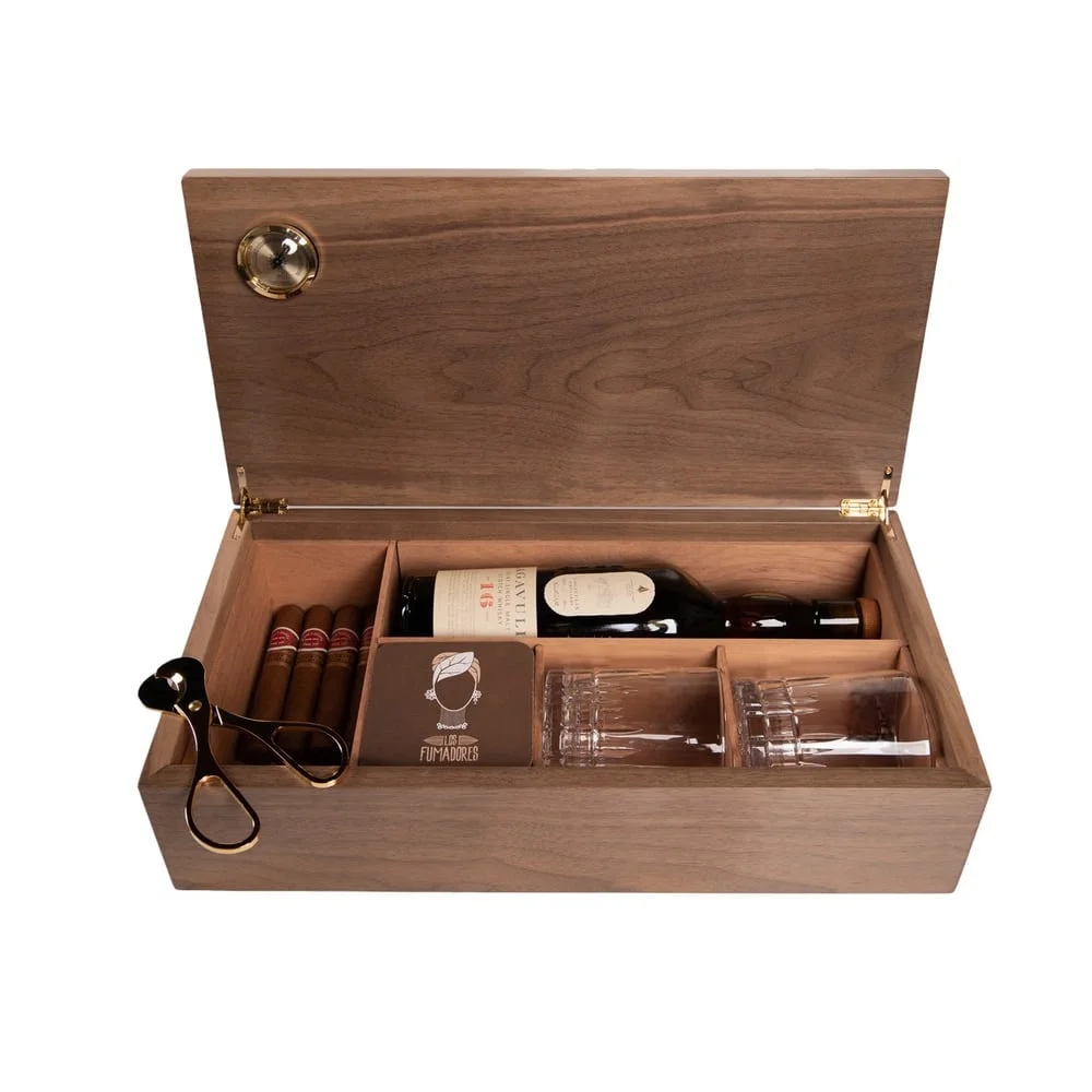 cajas limitadas cigar box κουτί πούρων ξύλινο μπουκάλι ποτήρι λογότυπο los fumadores πούρα πουροκόφτης