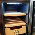 Cigar Cabinet Cooler (142), υγραντήρας-ψυγειάκι για πούρα