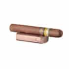 CIGAROL – Τριπλός Jet Αναπτήρας Μπρονζέ με Κόφτη V-Cut (310092) με πούρο πάνω