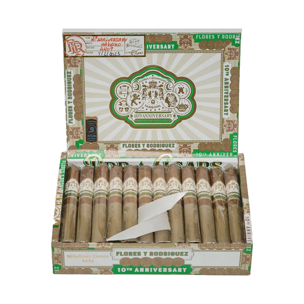 PDR - Flores Y Rodrigez 10th Anniversary Millefleurs Corona πούρο, ανοιχτό κουτί