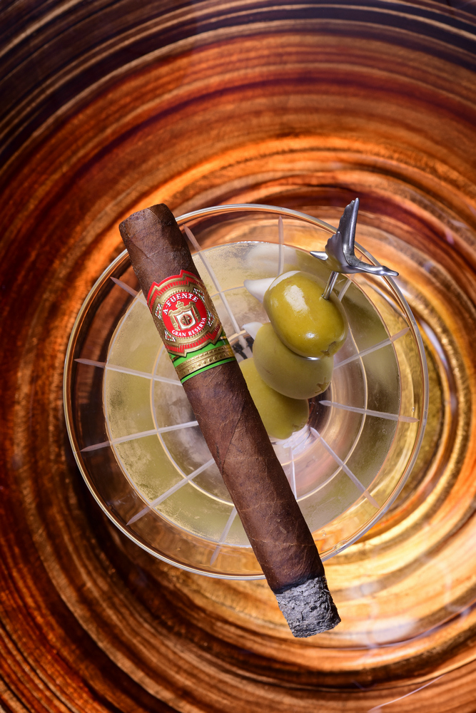 Διαφημιστικό εξώφυλλο ARTURO FUENTE - Gran Reserva Rothchild Natural