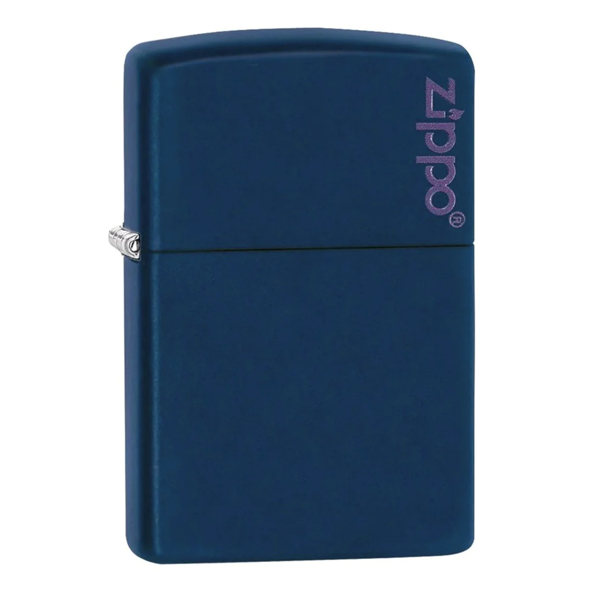Ο Zippo Classic Navy Matte είναι ένα διαχρονικό αξεσουάρ με αναγνωρίσιμο μπλε ματ φινίρισμα που εκπέμπει στυλ και απλότητα.
