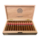 Ένα limited Habano που απευθύνεται σε aficionados και συλλέκτες, συνδυάζοντας βάθος, κομψότητα και αυθεντική κουβανέζικη τεχνική.