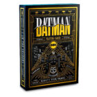 Η συλλεκτική τράπουλα Batman 85th Anniversary δημιουργήθηκε για να τιμήσει τα 85 χρόνια ενός από τους πιο εμβληματικούς ήρωες της σύγχρονης μυθολογίας.