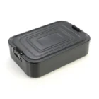 Το TROIKA BLACK BOX XL Lunch Box προσφέρει άφθονο χώρο για ένα μεγάλο γεύμα ή ακόμη και για ένα ελαφρύ μεσημεριανό δύο ατόμων.